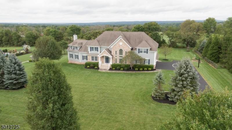 7 Hemingway Dr - Photo 1