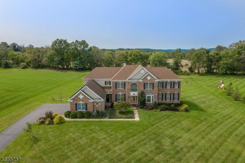 12 Belmont Ct - Photo 1