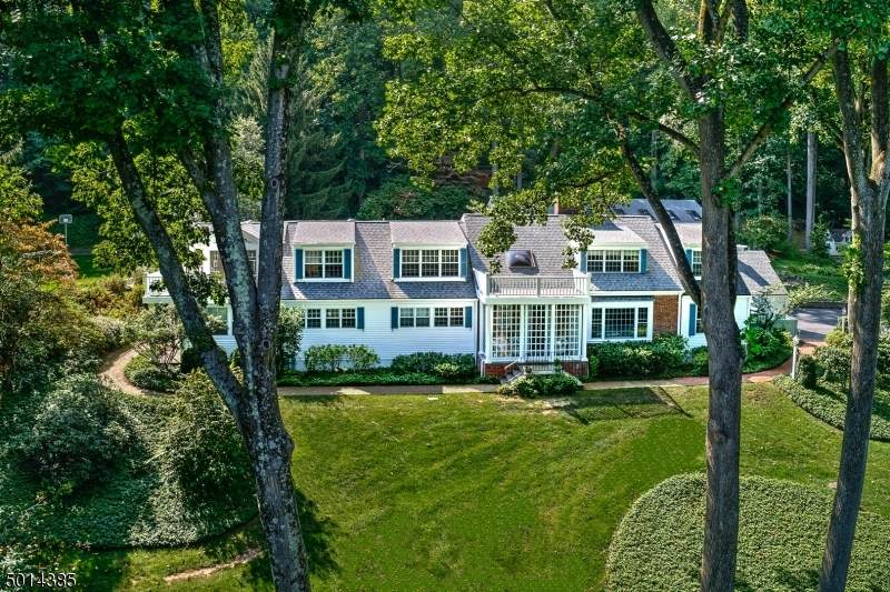 101 Hardscrabble Rd - Photo 1