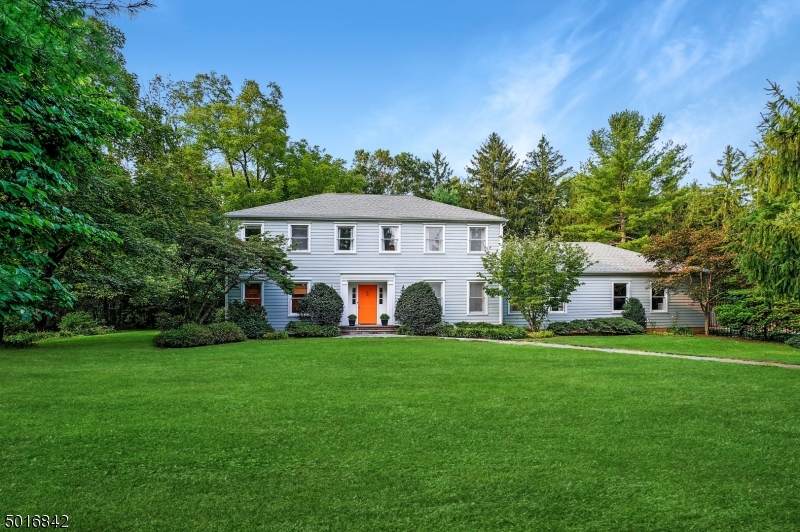 36 Southfield Dr - Photo 1