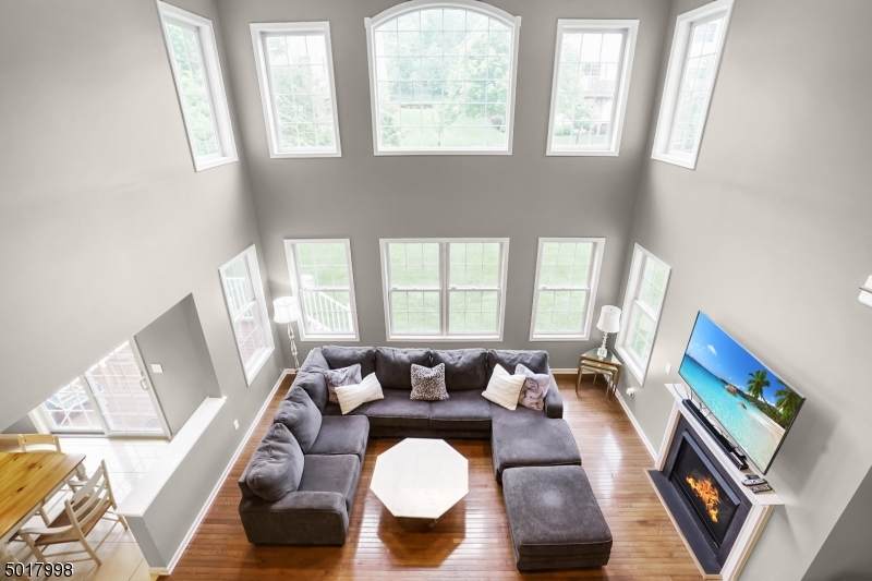 23 Luth Ter - Photo 1