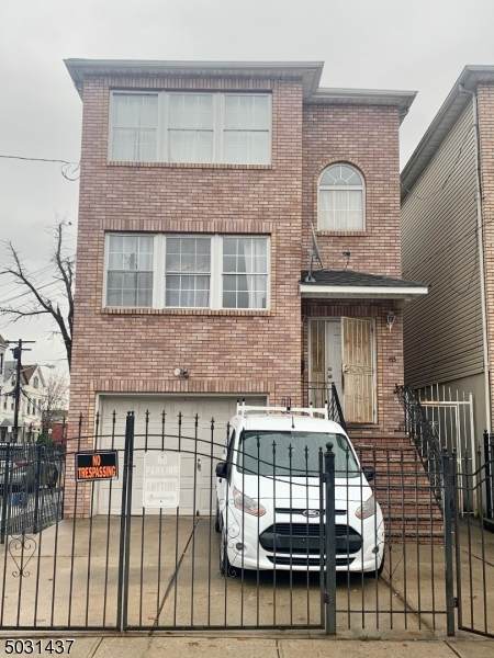 63 Pennsylvania Ave - Photo 1