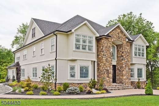 28 Walnut St - Photo 1