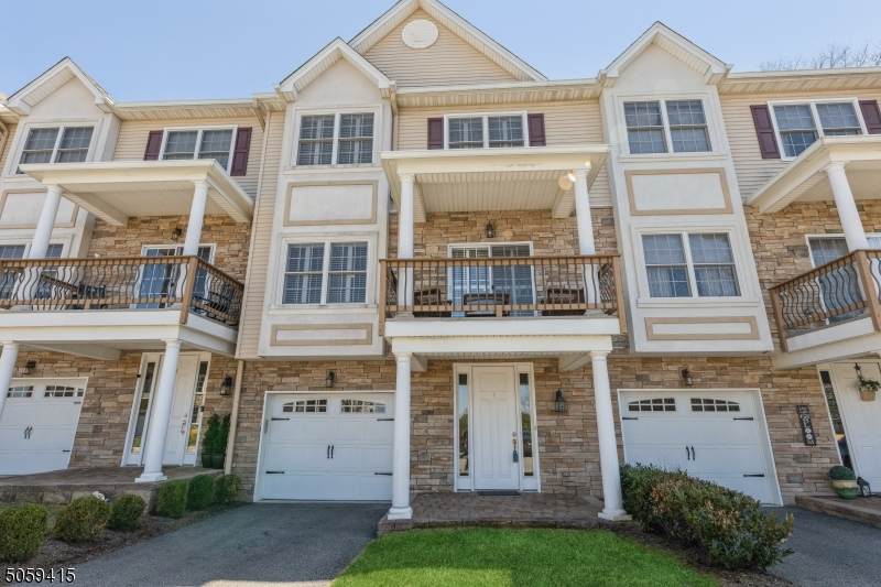 5 Halina Ln - Photo 1