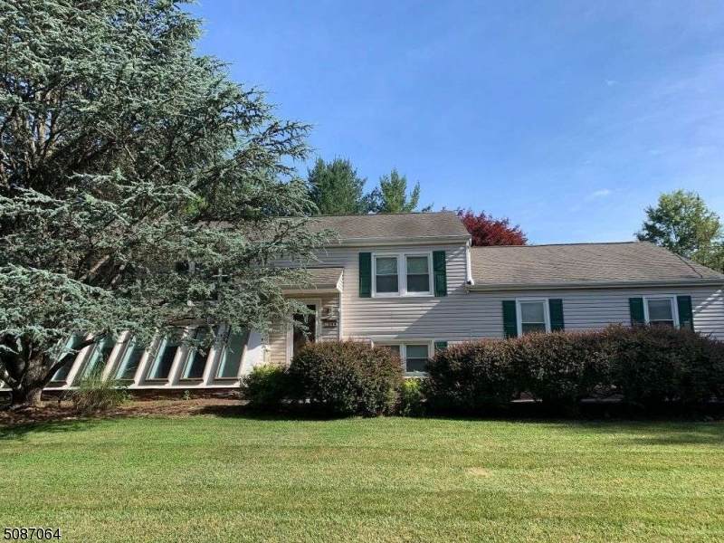 398 Sunset Rd - Photo 1