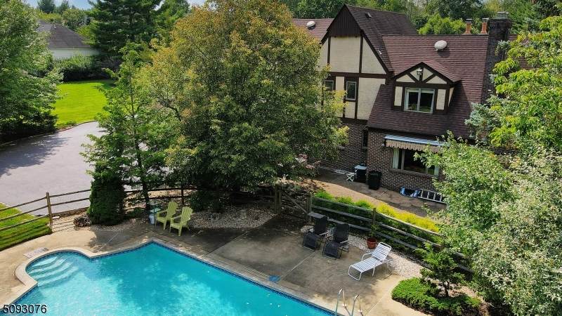 11 William Penn Rd - Photo 1