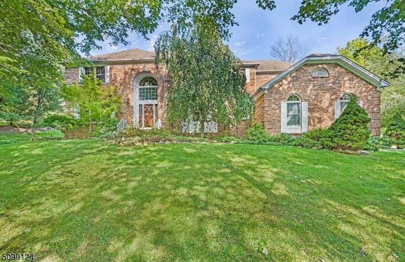 2 Heath Dr - Photo 1
