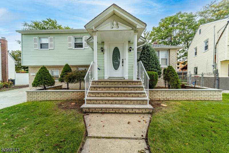 9 Carolynn Rd - Photo 1