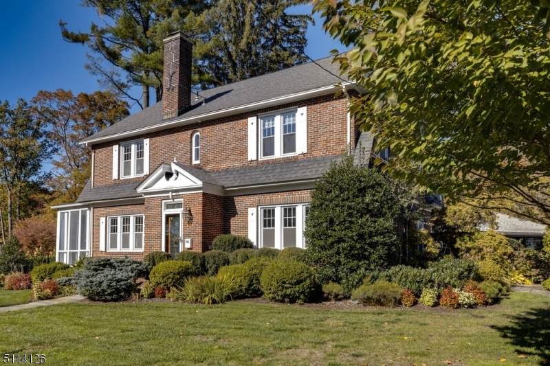 55 Woodland Rd - Photo 1
