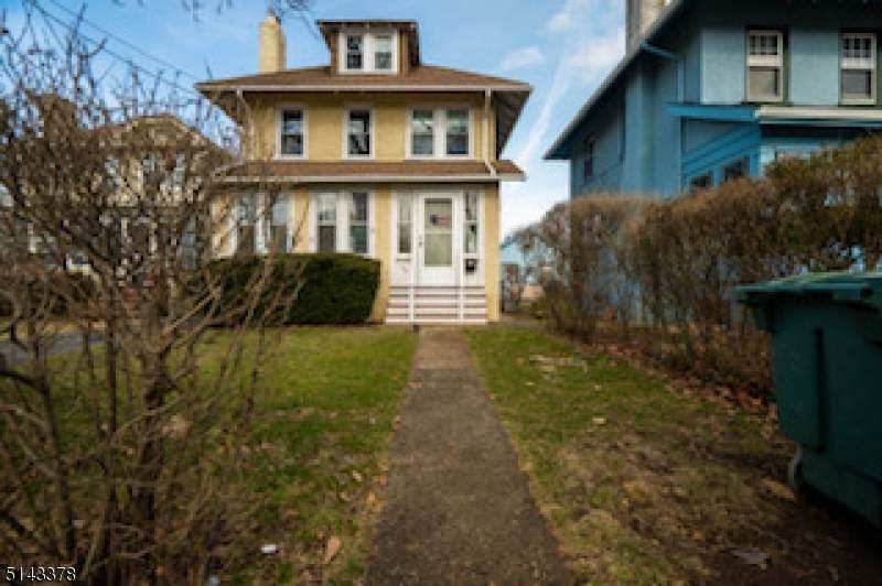 473 Irvington Ave - Photo 1