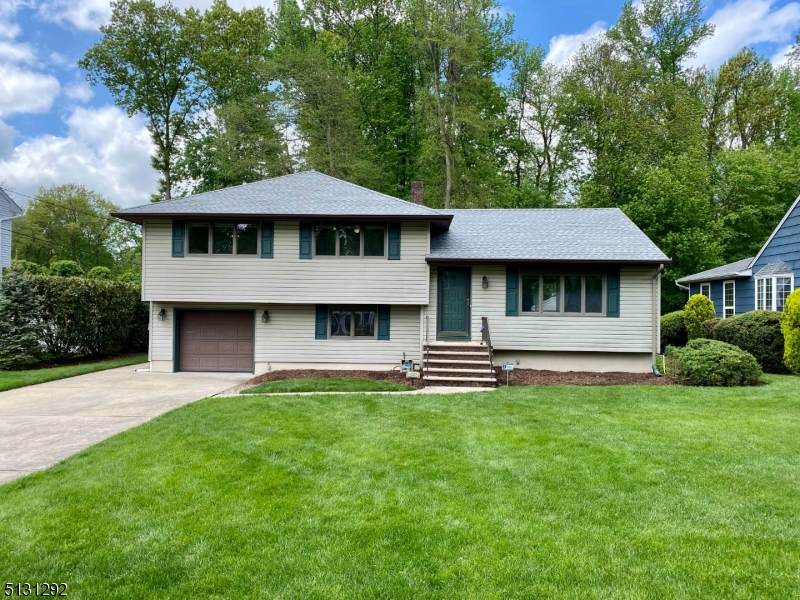 25 Brookdale Rd - Photo 1