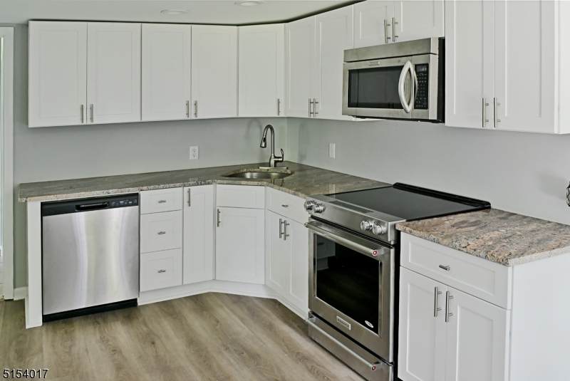 7 Beachview Ct - Photo 1