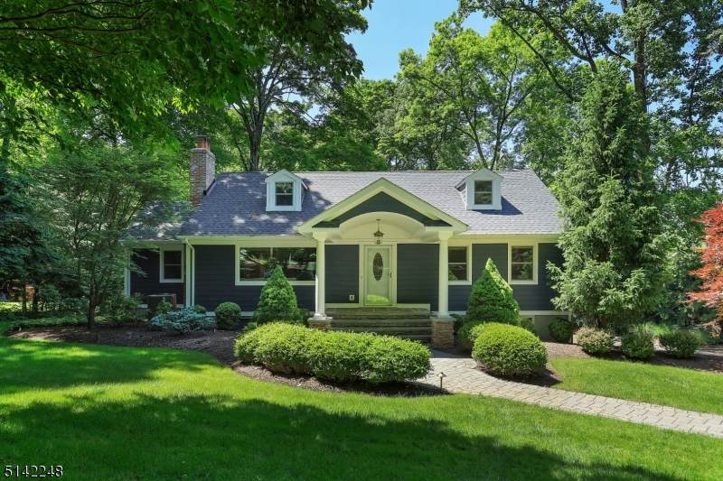 35 Saw Mill Rd - Photo 1