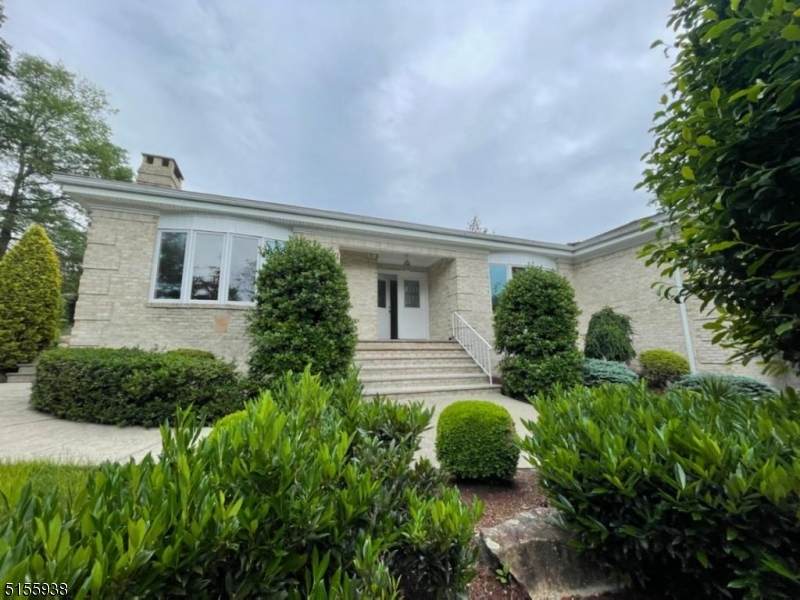 70 Passaic Valley Rd - Photo 1