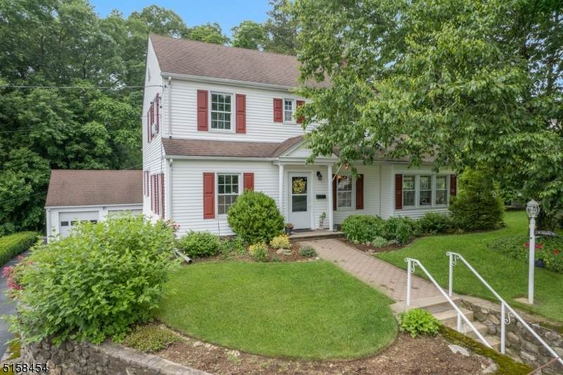 15 Chestnut St - Photo 1