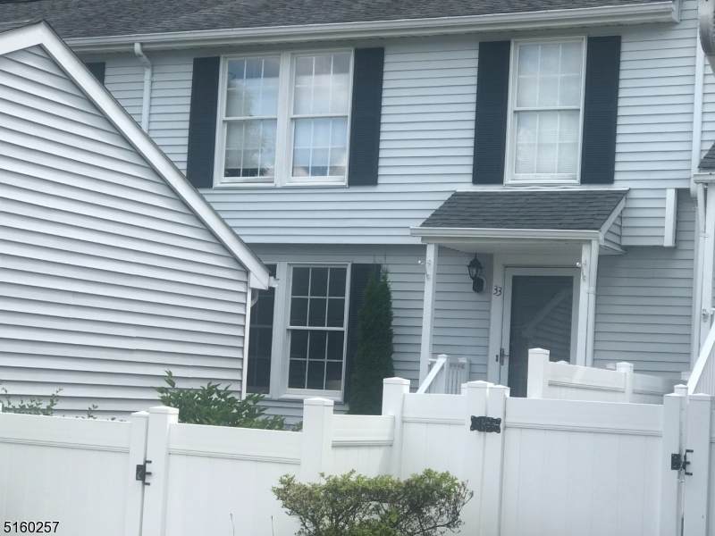 400 E Randolph Ave - Photo 1