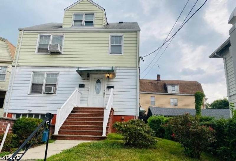 85 E Passaic Ave - Photo 1
