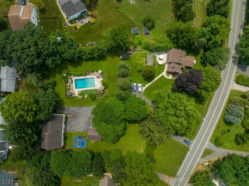 47 Kinnaman Ave - Photo 1