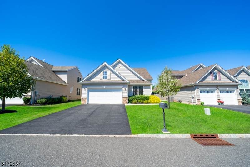 53 Constitution Way - Photo 1