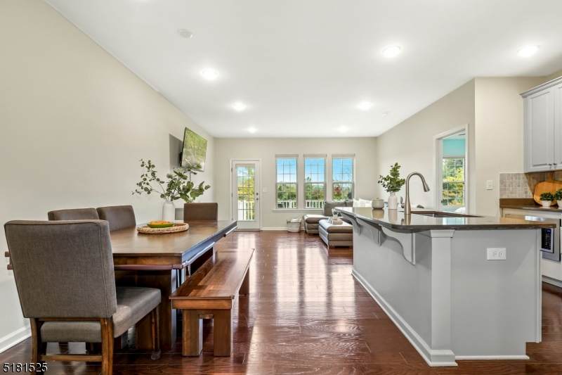 26 Albert Ct - Photo 1