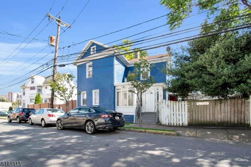 54 Drift St - Photo 1