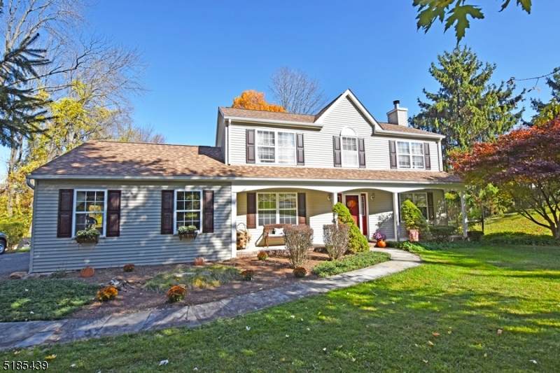 1 Queen Anne Ln - Photo 1