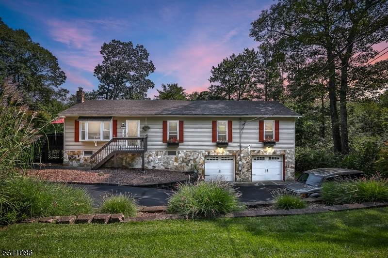 308 Mountainside Dr - Photo 1