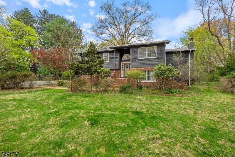 58 Clover Place - Photo 1