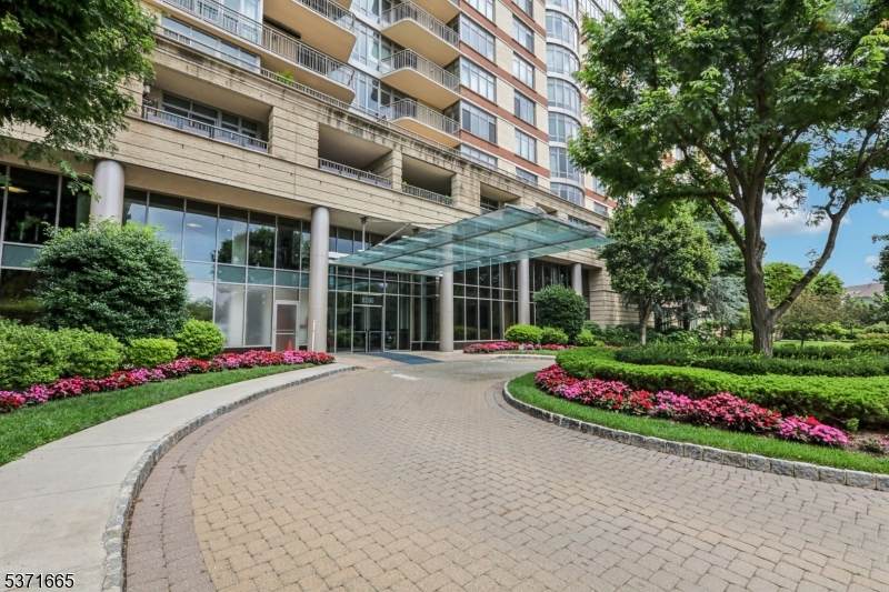 8100 River Rd - Photo 1