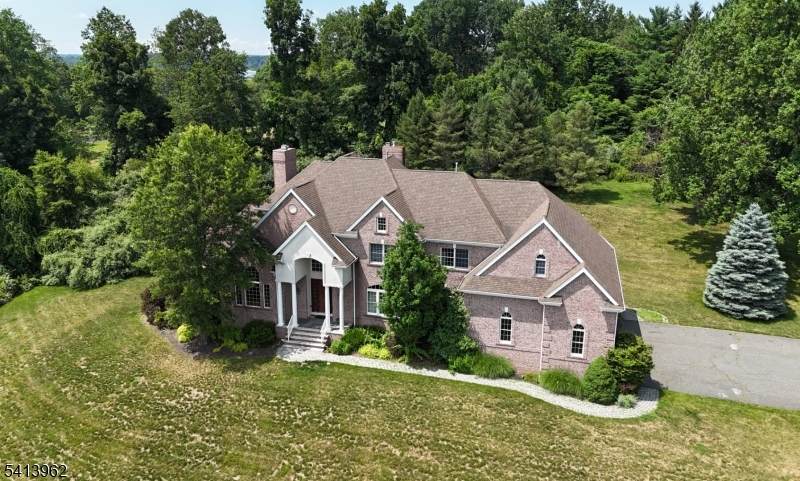 6 Trout Brook Ct - Photo 1