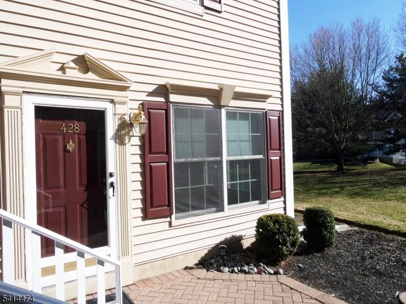 428 Azalea Terrace - Photo 1