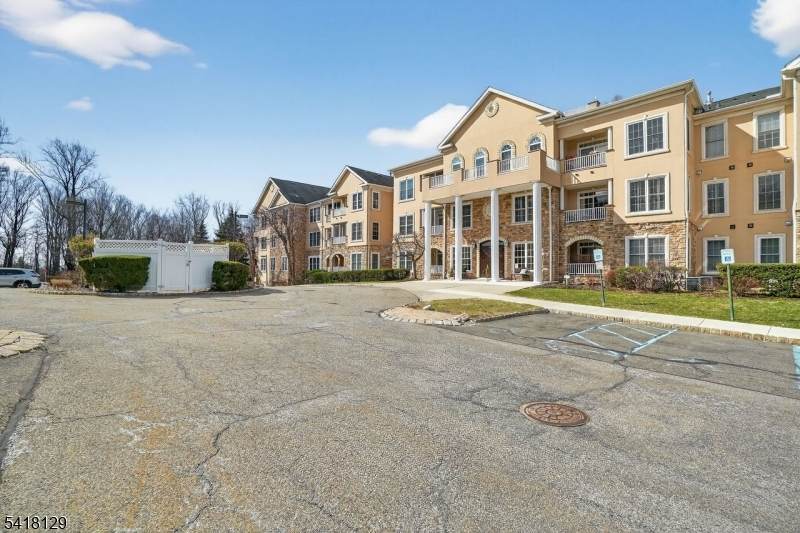 2205 Clinton Ln - Photo 1