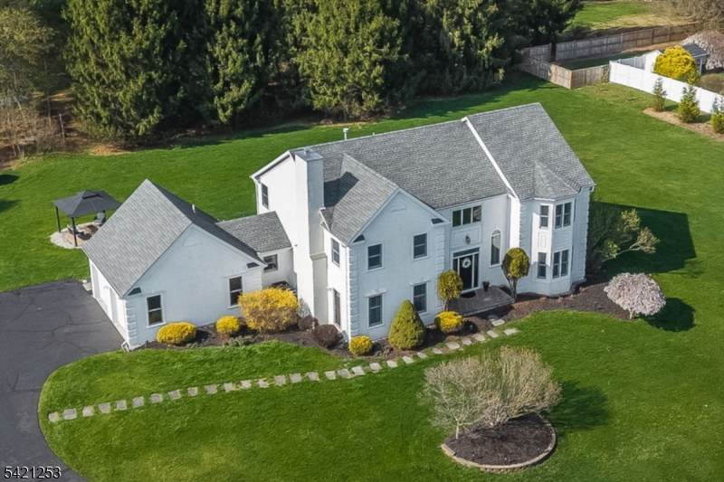 11 Wilson Way - Photo 1