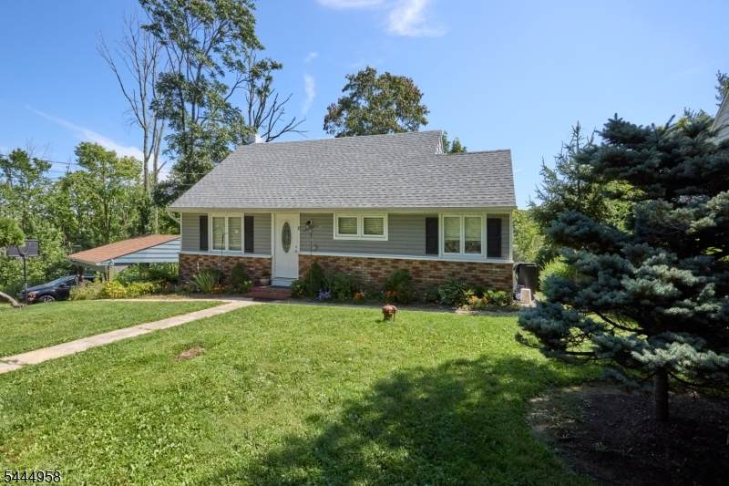 1 Lake Shore Dr - Photo 1