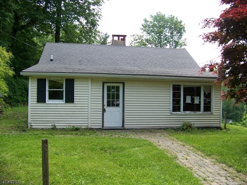 203 Summerfield Rd - Photo 1