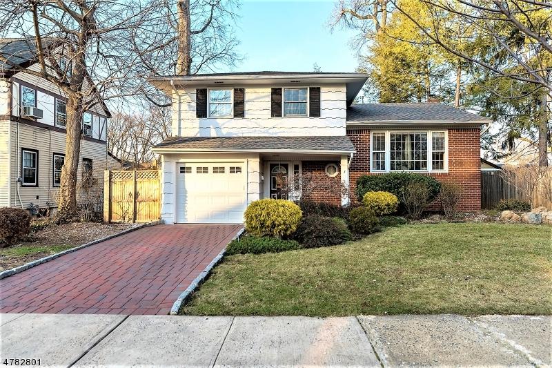 3 Decker Ave - Photo 1