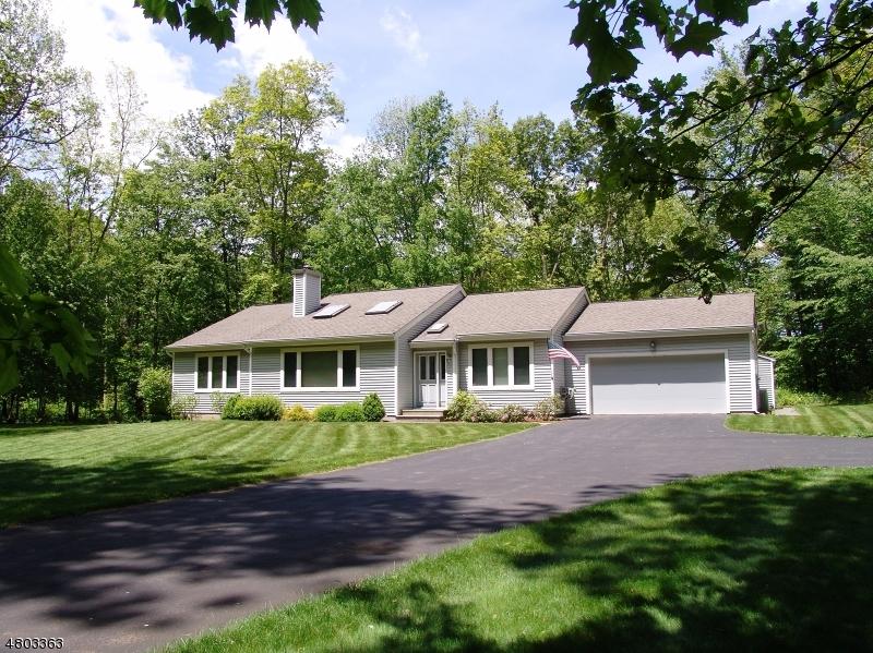 576 Clearview Dr - Photo 1