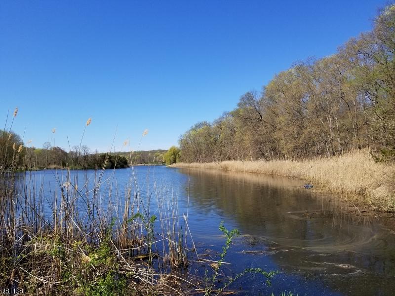 76 Skytop Rd - Photo 1