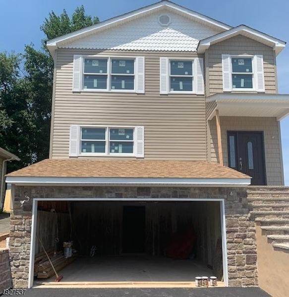 87 Grant Ave - Photo 1