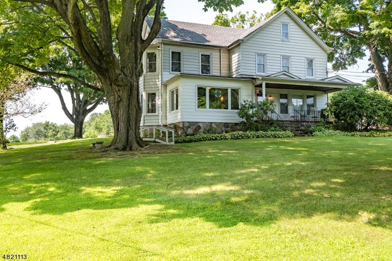 1343 Macopin Rd - Photo 1