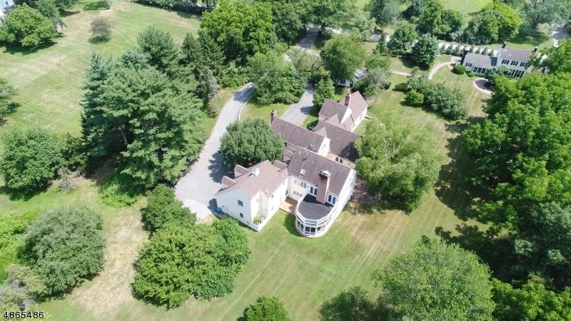 1675 River Rd - Photo 1