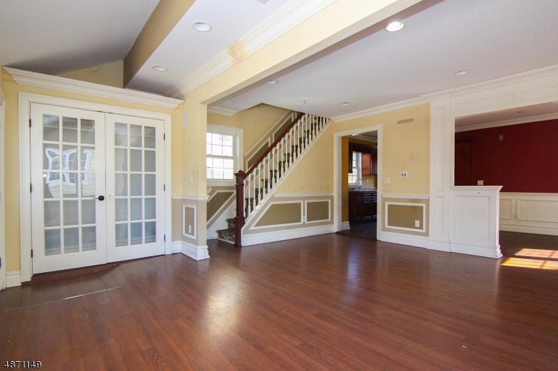85 Beverly Rd - Photo 1