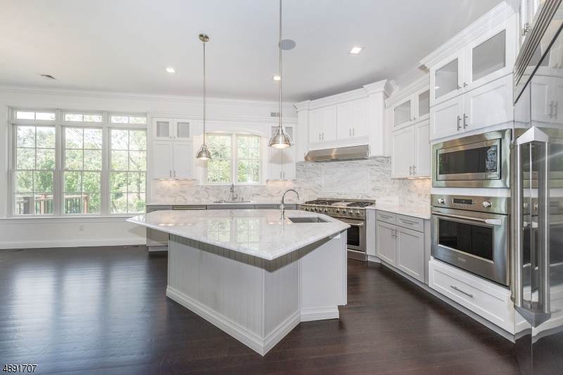 86 Mountain Ave - Photo 1