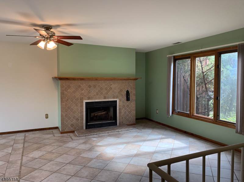 1 Hilton Head Dr Unit 5 - Photo 1