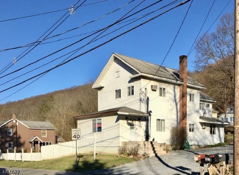 144 Axford Ave - Photo 1