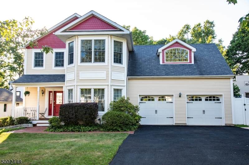 10 Highview Ave - Photo 1