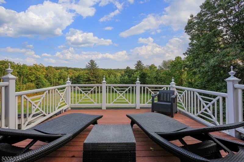 601 Valley Road - Photo 1