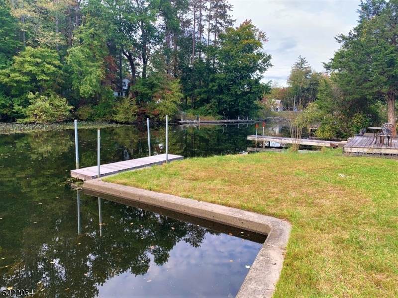 100 Tintle Ave - Photo 1