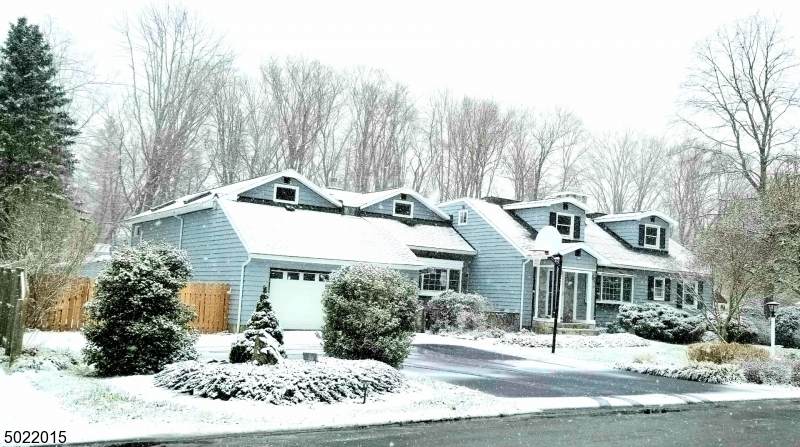 12 W Main St - Photo 1