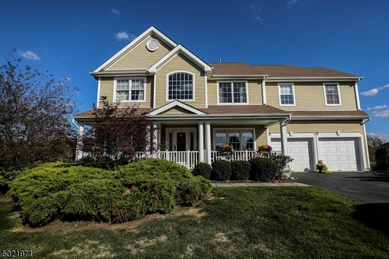 38 Players Blvd - Photo 1